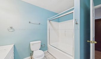 924 CRESTVIEW Ln, Adamsville, AL 35005