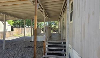 520 SHIRLEY St, Bloomfield, NM 87413