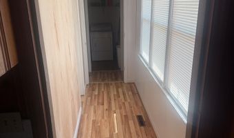 102 N Hazel Ave, Andrews, SC 29510