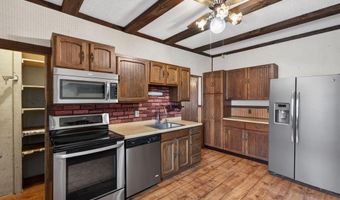 108 W 2ND St, Alburtis, PA 18011