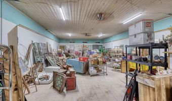 1041 Military Ave, Baxter Springs, KS 66713