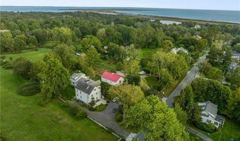 400 Paradise Ave, Middletown, RI 02842