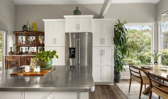 2708 Grove Ave, Carlsbad, CA 92008