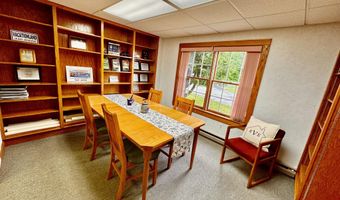 1045 Broadway, Bangor, ME 04401