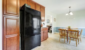 222 MILLER Rd, Akron, PA 17501