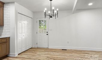 1620 Vogel Ct, Charlotte, NC 28206