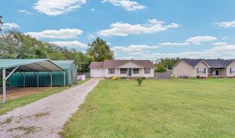 141 Chestnut St, Baxter, TN 38544