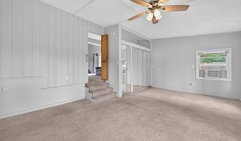 340 Hillcrest Blvd, Ballwin, MO 63021