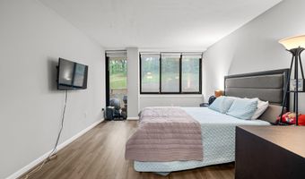 6301 STEVENSON Ave 114, Alexandria, VA 22304