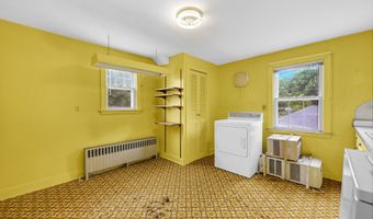 247 Stevens St, Bristol, CT 06010