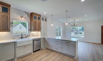 619 Texas St, Sulphur Springs, TX 75482