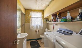 863 Minot Ave, Auburn, ME 04210