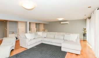 123 El Toro Dr, Bristol, CT 06010