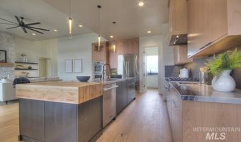 473 Joy Ave, Middleton, ID 83644