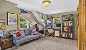691 Eastern Ave, Augusta, ME 04330