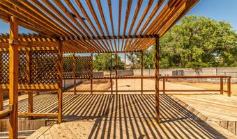 1212 PARKLAND Dr, Aztec, NM 87410
