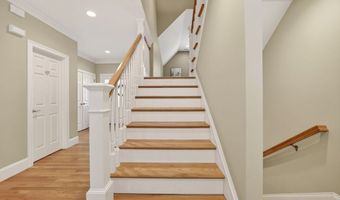 3 Caileigh Ct 3, Andover, MA 01810