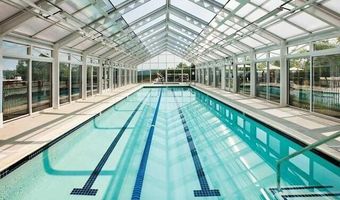 12 Putnam Ln, Danbury, CT 06810