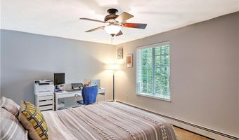 28 Marigold Cir, North Providence, RI 02904