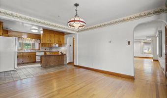 362 Wakelee Ave, Ansonia, CT 06401