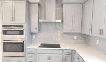 821 York, Acworth, GA 30102