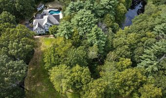 4 Brushwood Dr, Atkinson, NH 03811