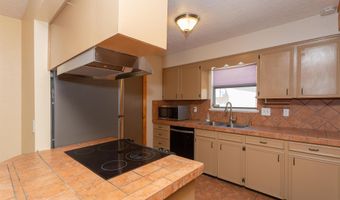 2202 W Clayton Ave, Artesia, NM 88210
