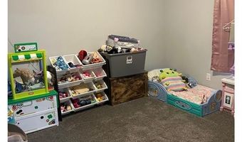 153 S 6th St, Austin, IN 47102