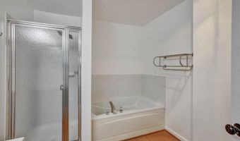 3708 EXCALIBUR Ct 201, Bowie, MD 20716