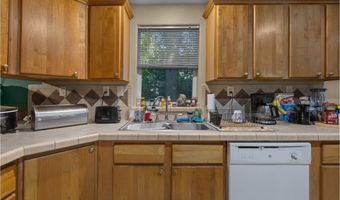 32700 SE LEEWOOD Ln 64, Boring, OR 97009