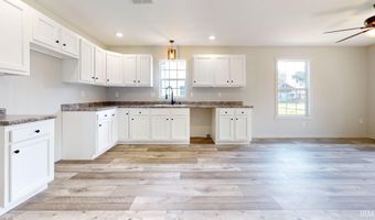 707 S Durbin St, Bicknell, IN 47512