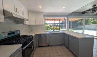 30516 Sandtrap Dr, Agoura Hills, CA 91301