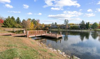 624 Peninsula Ct, Ann Arbor, MI 48105