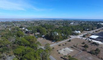 216 15th St, Apalachicola, FL 32320