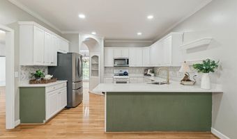 211 WEATHERLY CLUB Dr, Alabaster, AL 35007