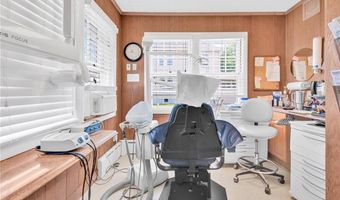 440 Broadway, Newport, RI 02840