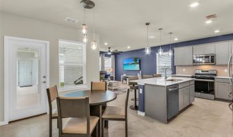 4087 ROAMING BROOK Dr, Apopka, FL 32712