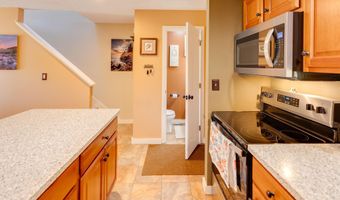 96 Fairway Dr 1, Ashland, NH 03217