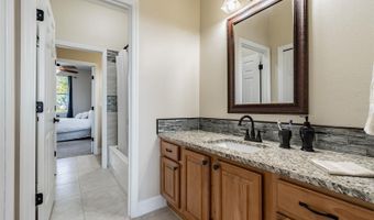 539 TREVISO Dr, Apollo Beach, FL 33572