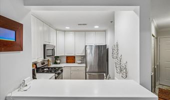 2330 14TH St N 407, Arlington, VA 22201