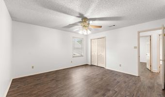 14 Carwin Dr, Benton, AR 72015