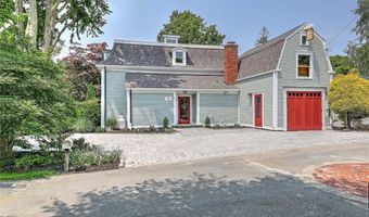 12 Howe St, Bristol, RI 02809
