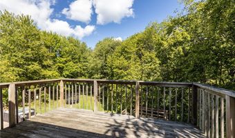 331 Rolling Hills Rd, Economy, PA 15042