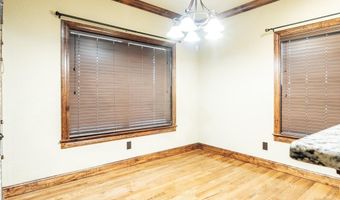 1613 Rock St, Bentonville, AR 72712