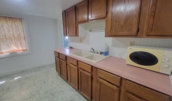 2015 L St, Auburn, NE 68305