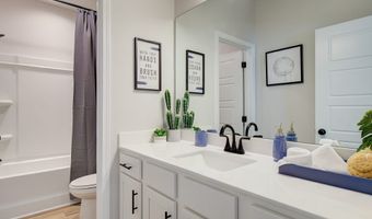 37 Fraser 122B, Auburn, GA 30011