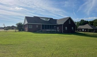 240 JENNIFER Ln, Deatsville, AL 36022