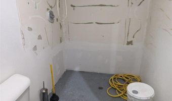 8401 282nd St, Berthold, ND 58718