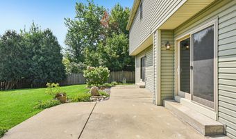 761 Mayfair Ln, Algonquin, IL 60102