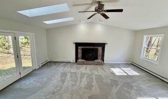 5 Sullivan Dr, Bow, NH 03304